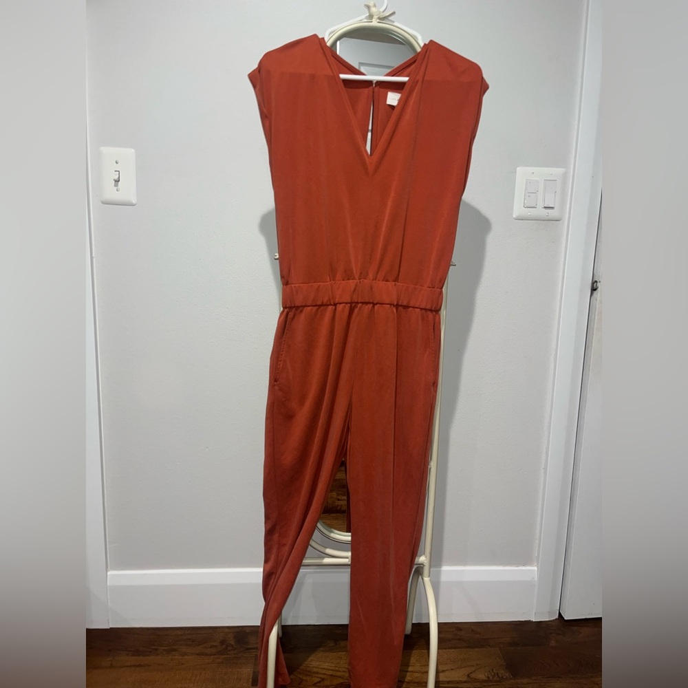 LOU AND GREY jumpsuit! This has only been tried on! Size small and true to size!